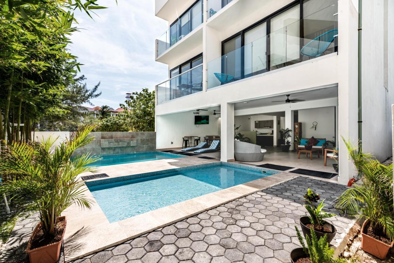 Velas Condos City And Pool View Puerto Morelos Exteriör bild